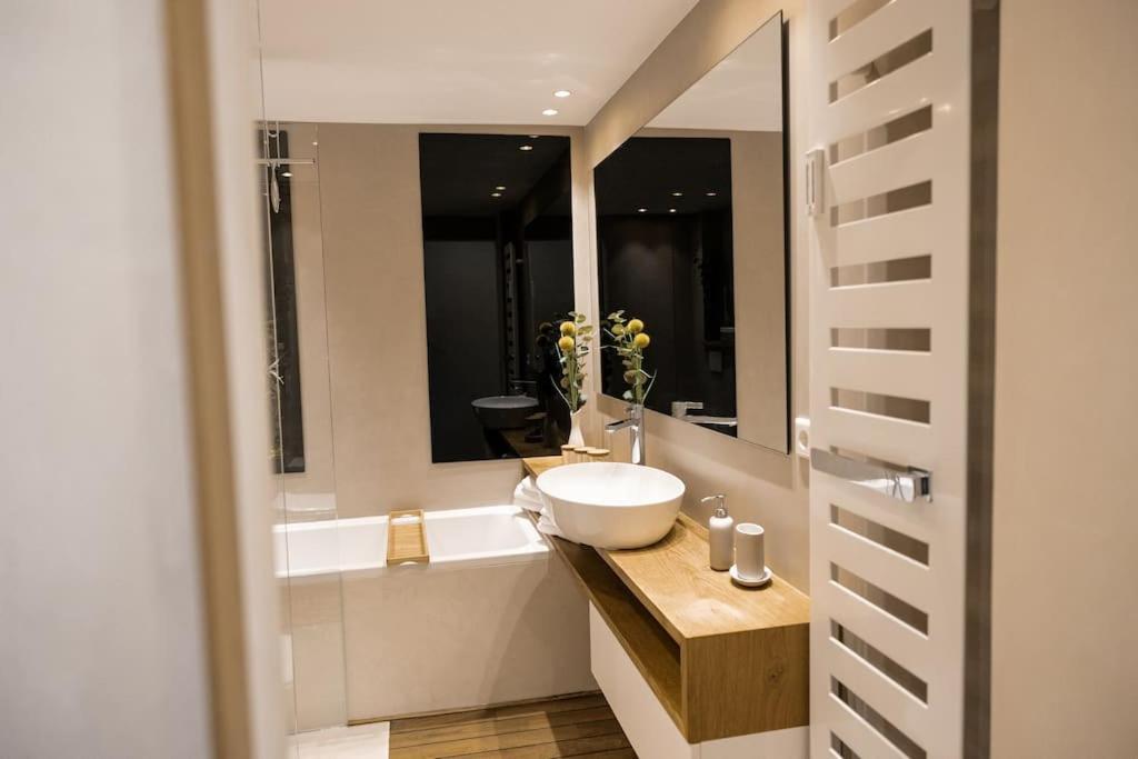 Apartamento Wohlfuehloase In Perfekter Lage Stuttgart Exterior foto