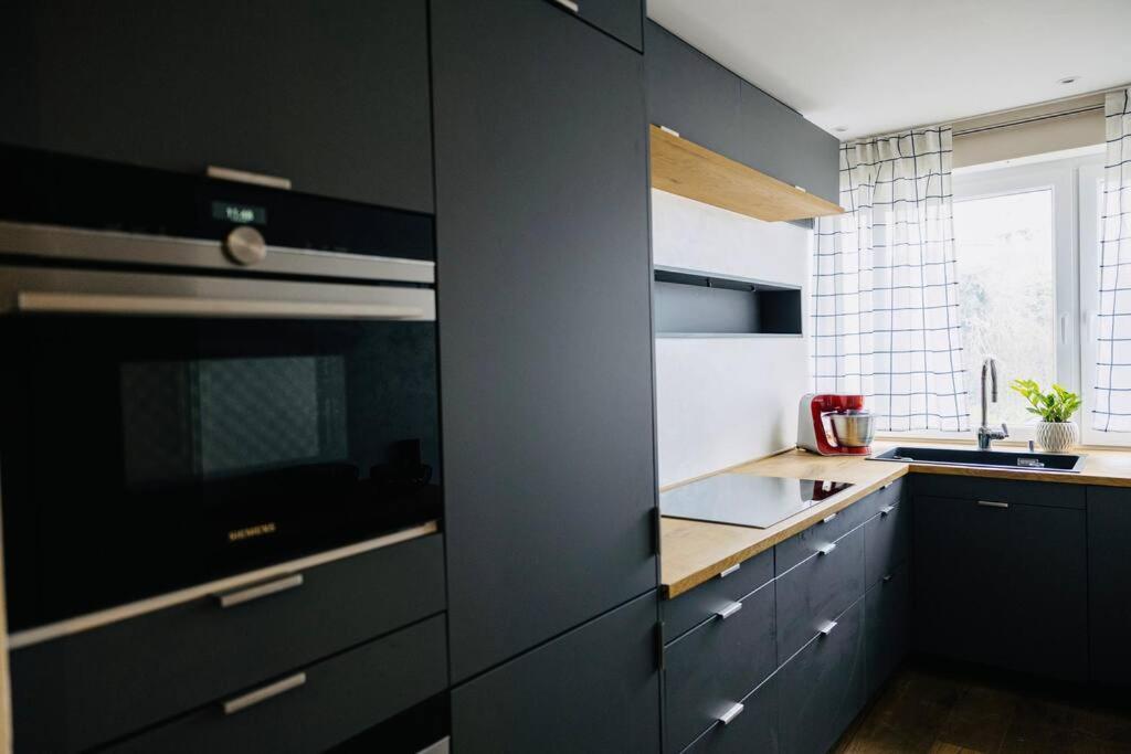 Apartamento Wohlfuehloase In Perfekter Lage Stuttgart Exterior foto